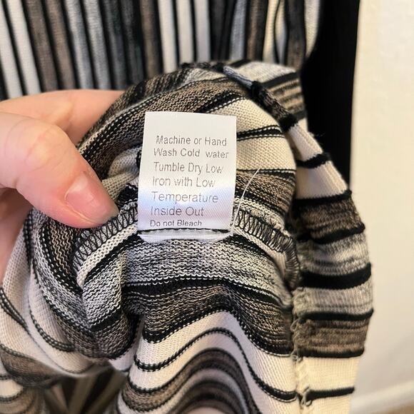 Ming Wang Contrast Pleated Stripe Knit Tunic Medium Large Black Sweater Office - Picture 7 of 9